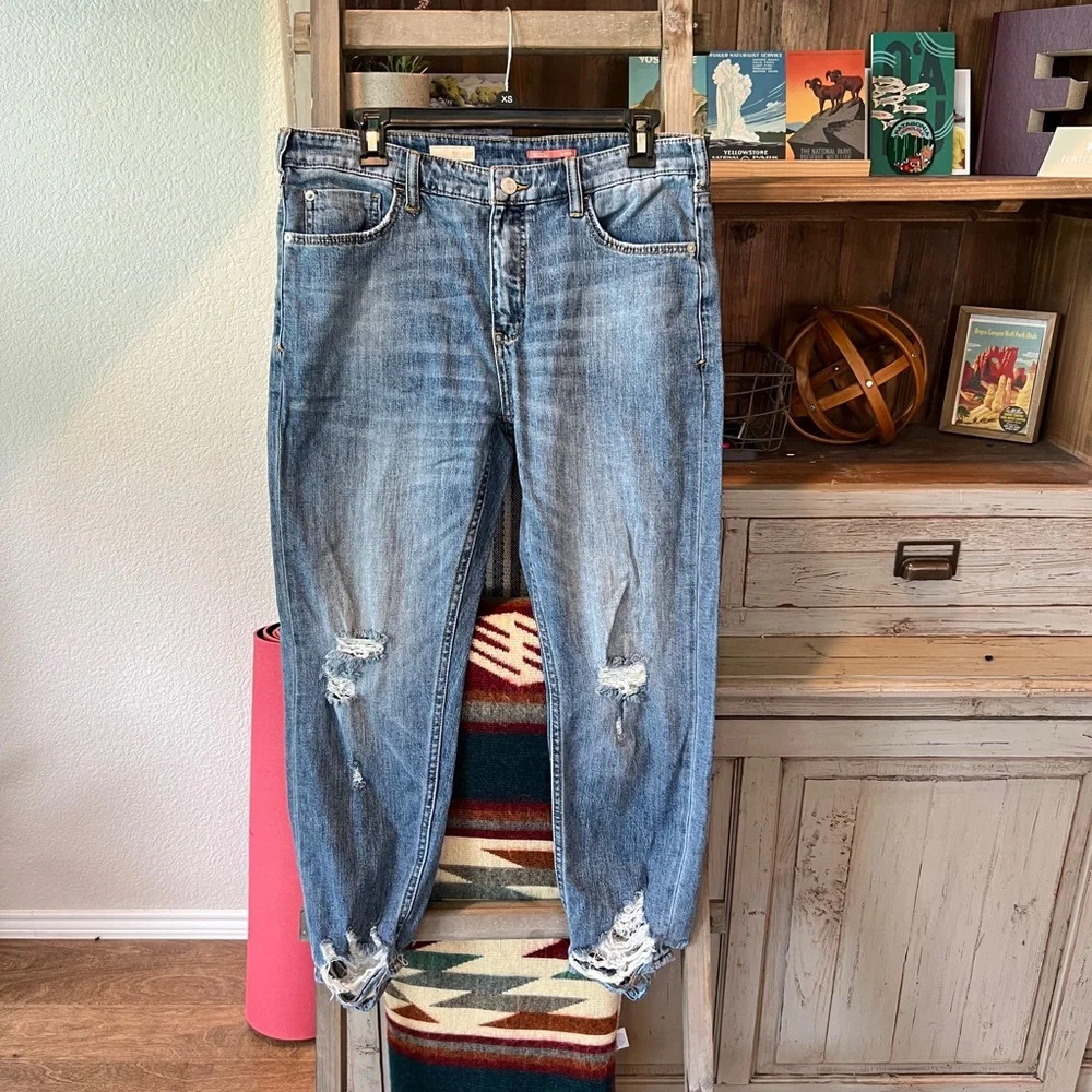 Anthropologie Pilcro women’s the Heritage boyfriend jeans size 28P